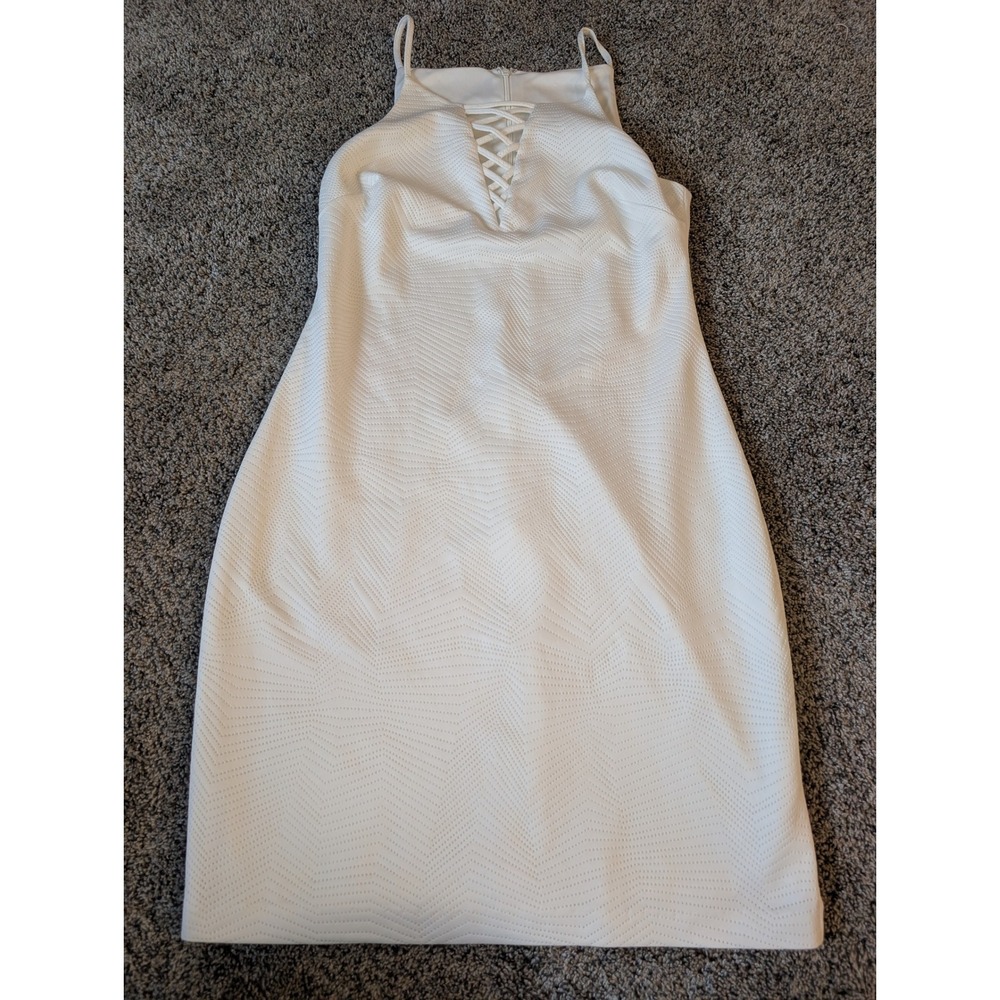 GUESS Los Angeles White Textured Chevron Lace Up‎ Bodycon Dress Size 12